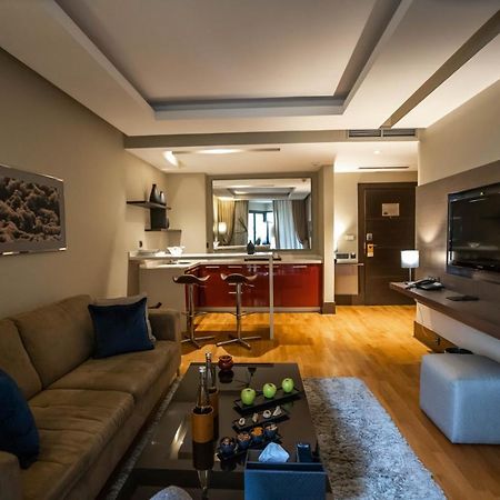 Gray Boutique Hotel Casablanca Bagian luar foto A suite at the hotel