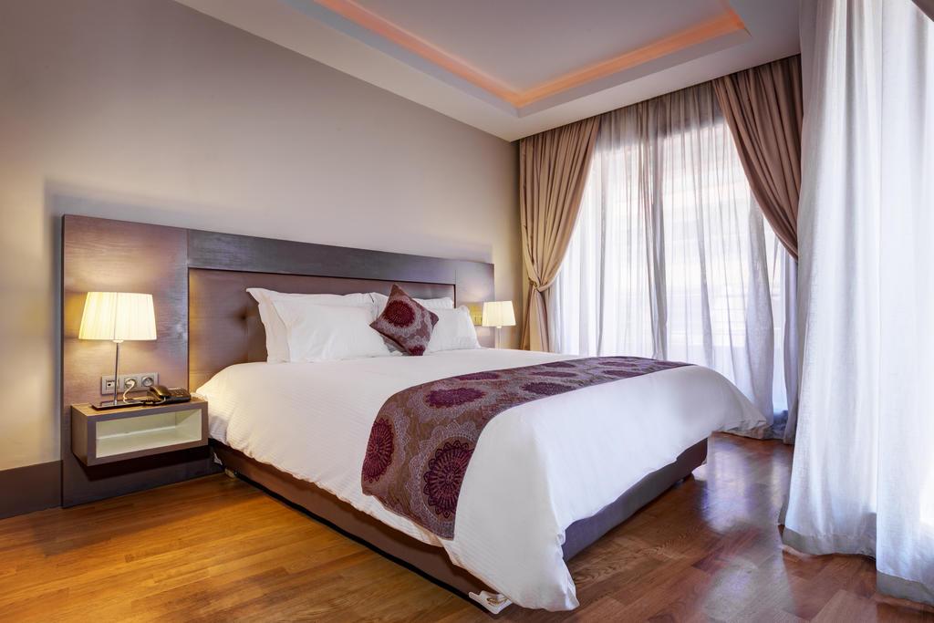 Gray Boutique Hotel Casablanca Bagian luar foto A bedroom at the hotel