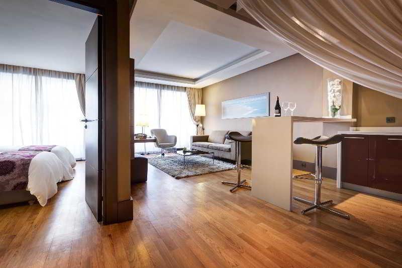Gray Boutique Hotel Casablanca Bagian luar foto Suite